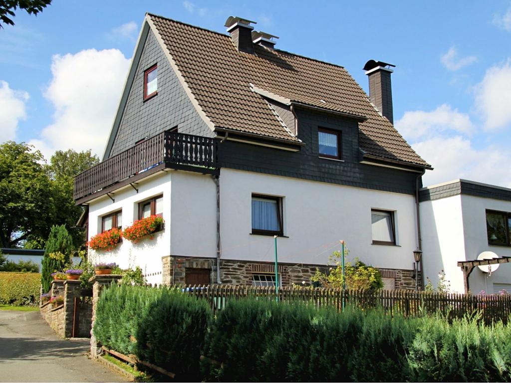 Apartment In Langewiese Sauerland With Garden Winterberg Eksteriør bilde